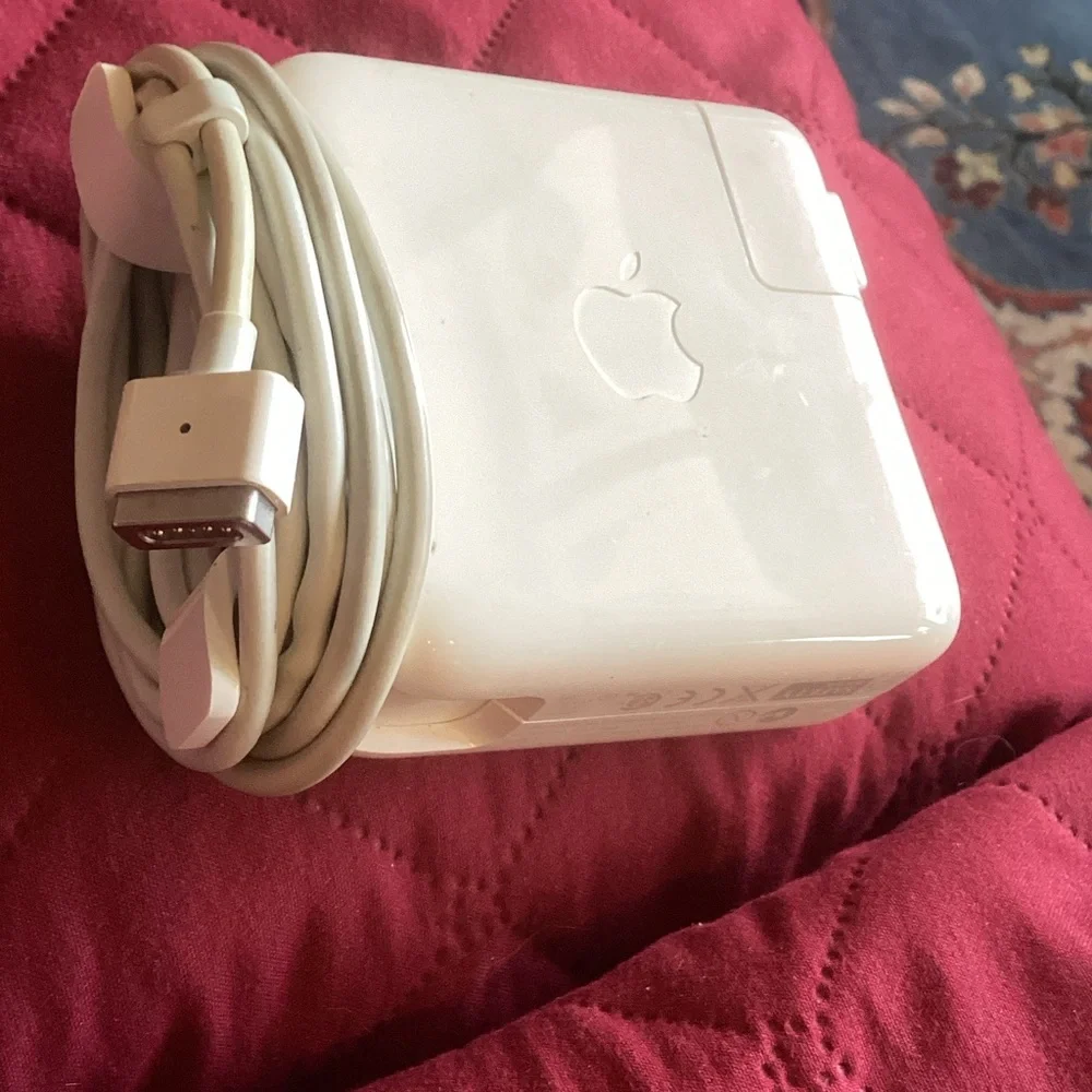 Apple White Charging Laptop Power Cord A1184